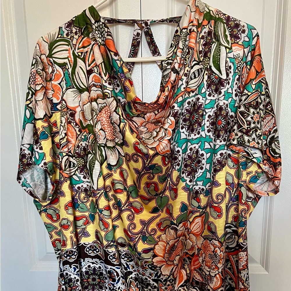 ONE WORLD Colorful Women's Top 2X